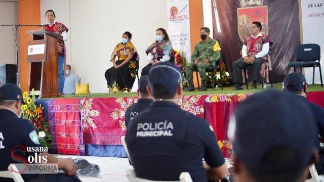 Susana Solis Informa ENTREGAN Equipamiento a Policías Municipales en Zinacantán
