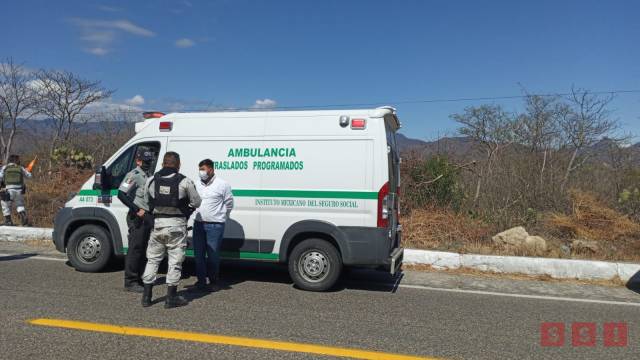 Susana Solis Informa AMBULANCIA con logotipos del IMSS transportaba migrantes