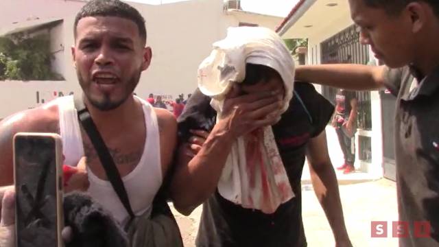 Susana Solis Informa VANDALIZAN migrantes oficinas del INM; la dependencia suspende operaciones