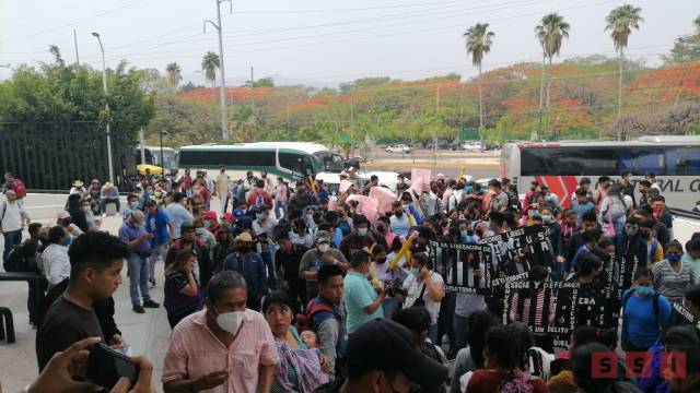 Susana Solis Informa PROTESTAN normalistas con bloqueos en Tuxtla Gutiérrez