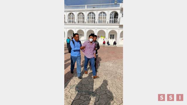 Susana Solis Informa RETIENEN a funcionario de Ocosingo por falta de cumplimiento de obras