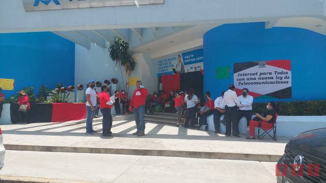 Susana Solis Informa TRABAJADORES de Telmex en Chiapas se suman a la huelga nacional