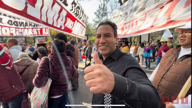 Susana Solis Informa Asiste Eduardo Ramírez a la marcha en apoyo a AMLO