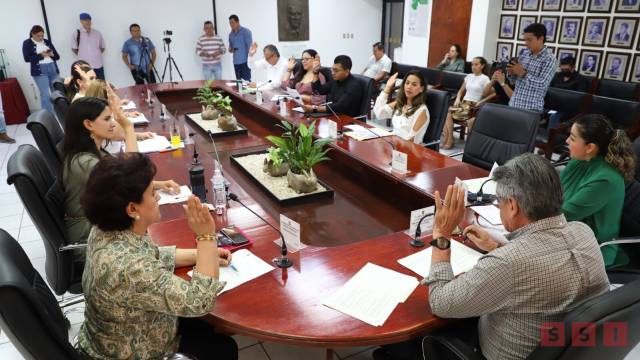 Susana Solis Informa Cabildo de Tuxtla Gutiérrez aprueba recursos para mejoramiento de espacios públicos y deportivos