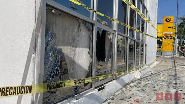 Susana Solis Informa Destruyen cristales del Instituto Electoral de Chiapas; hay un lesionado