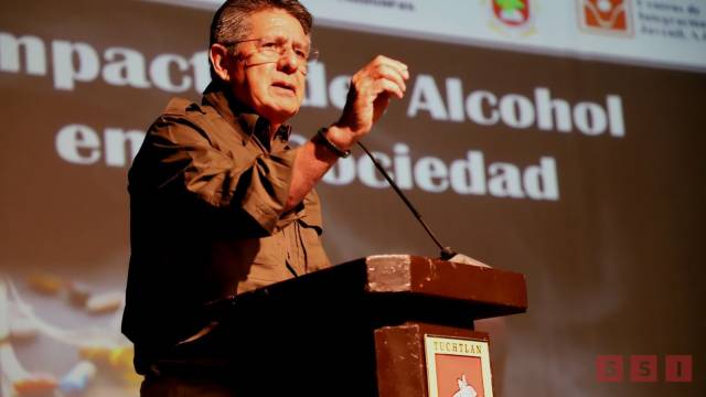 Susana Solis Informa Compromiso de Salud: Carlos Morales Vázquez y la Lucha contra las Adicciones