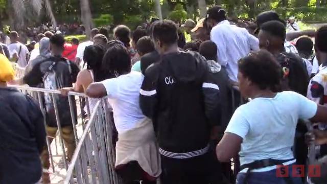 Susana Solis Informa 10  lesionados tras estampida de migrantes en Tapachula