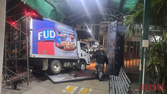 Susana Solis Informa VANDALIZAN normalistas oficinas de educación