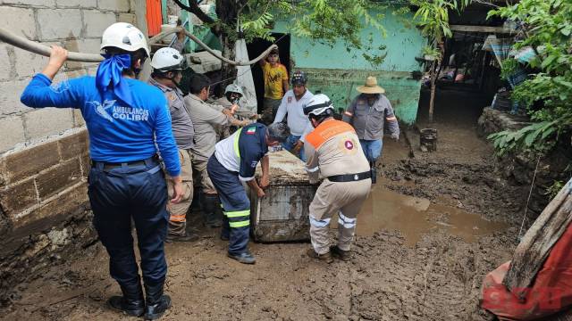 Susana Solis Informa Continúan labores de atención a familias afectadas por las lluvias en la Colonia Las Granjas