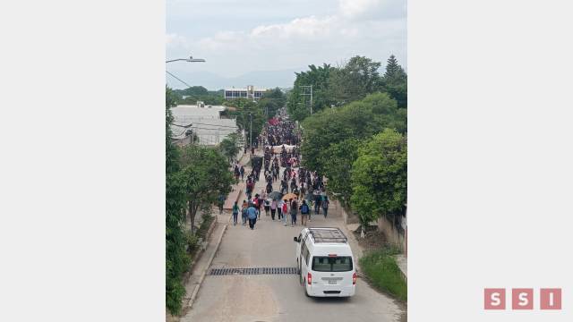 Susana Solis Informa MARCHAN alumnos de la “Mactumactzá”; no permitirán el cierre de la institución aseguran