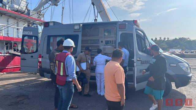 Susana Solis Informa SE INCENDIA buque atunero en Puerto Chiapas; rescatan a 25 tripulantes