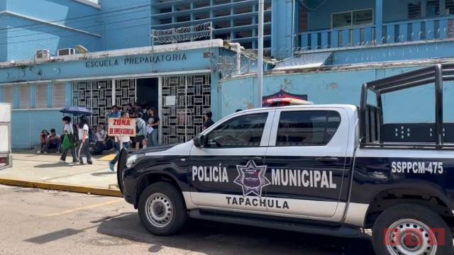 Susana Solis Informa Fuerte susto se llevaron estudiantes en Tapachula por detonación de fuego artificial