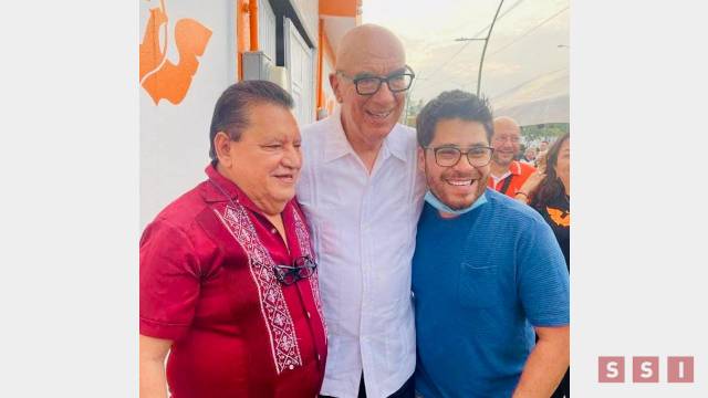 Susana Solis Informa Culebro Borrayas al borde del precipicio de la Torre Chiapas