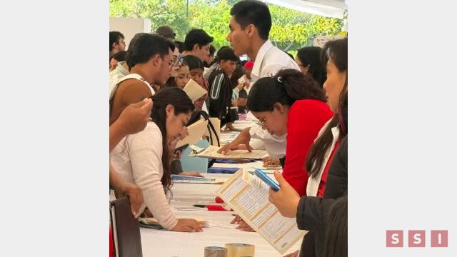 Susana Solis Informa Realizan la Feria del Empleo en Tuxtla Gutiérrez; hay varios espacios laborales por ocupar