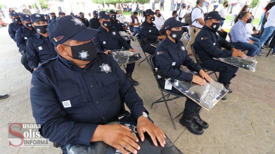 ENTREGAN Equipamiento para el Fortalecimiento y la Dignificación de las y los Policías Municipales en Arriga - Susana Solis Informa