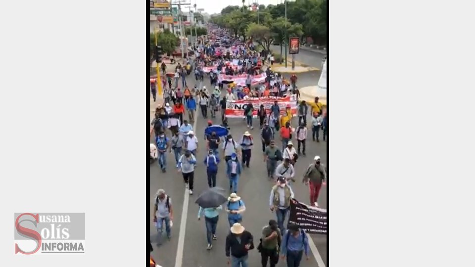 Se unen en movilización maestros, trabajadores de salud y alumnos