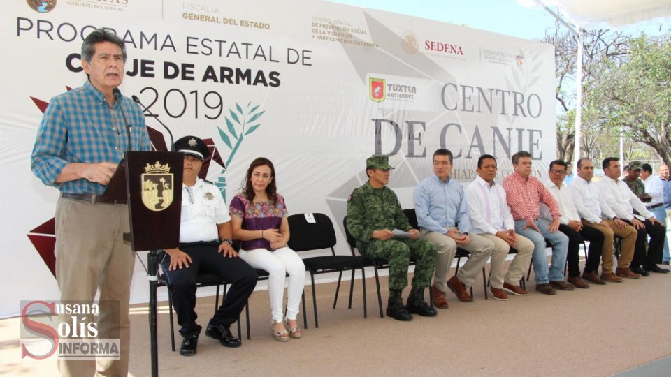 Molinos de Viento: Canje de Armas 2019 Susana Solis Informa