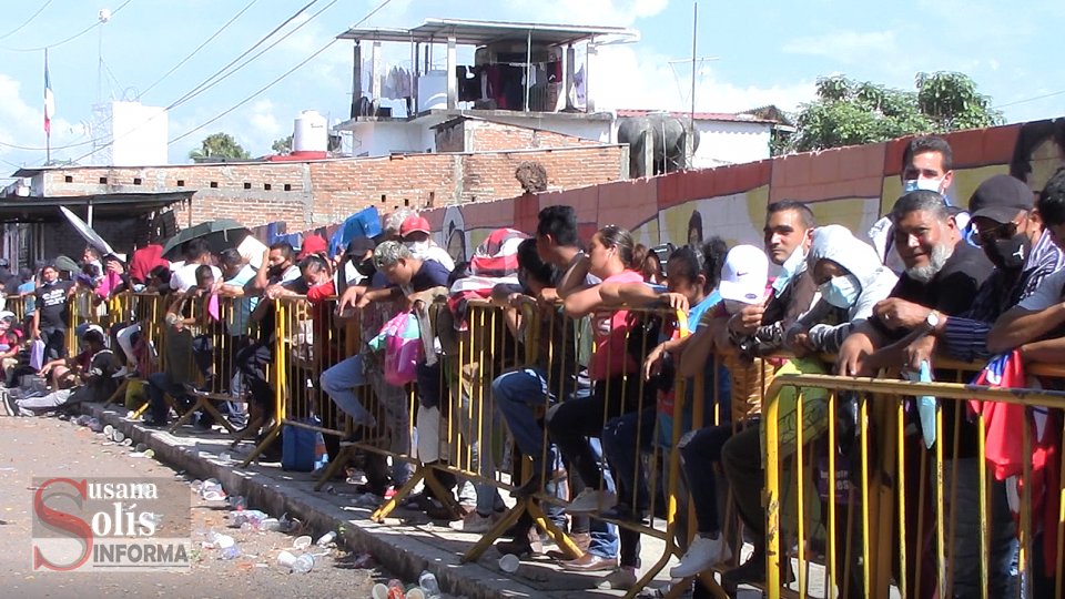 CIERRAN oficinas de INM por aglomeración de migrantes - Susana Solis Informa
