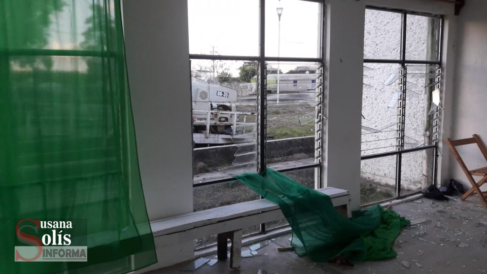 DESTRUYEN y saquean oficinas de seguridad en Altamirano Susana Solis Informa
