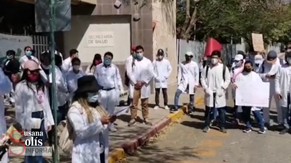 PARALIZAN actividades pasantes de medicina en Chiapas - Susana Solis Informa