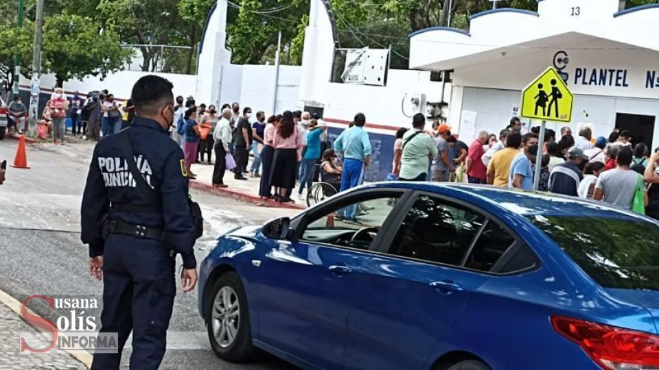 LARGAS filas en Tuxtla para inscribirse en el programa de Bienestar para adultos mayores - Susana Solis Informa