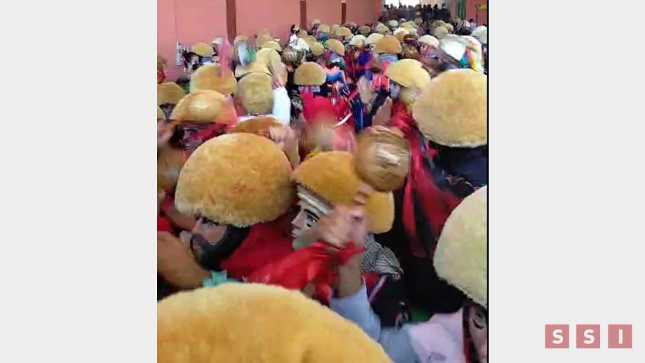 PARACHICOS bailan con fe y devoción Susana Solis Informa