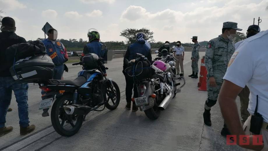 LOCALIZAN a migrantes cubanos transportados en motocicletas Susana Solis Informa