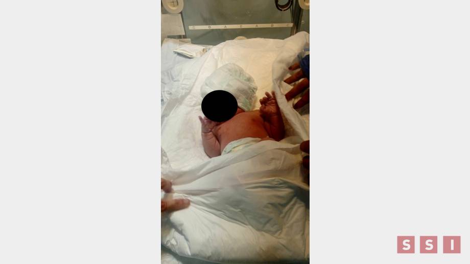 ATIENDEN a bebé recién nacida abandonada - Susana Solis Informa