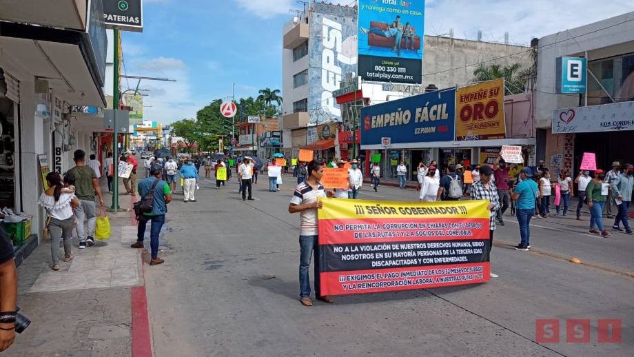 TRAS desalojo, marchan socios del Conejobus Susana Solis Informa