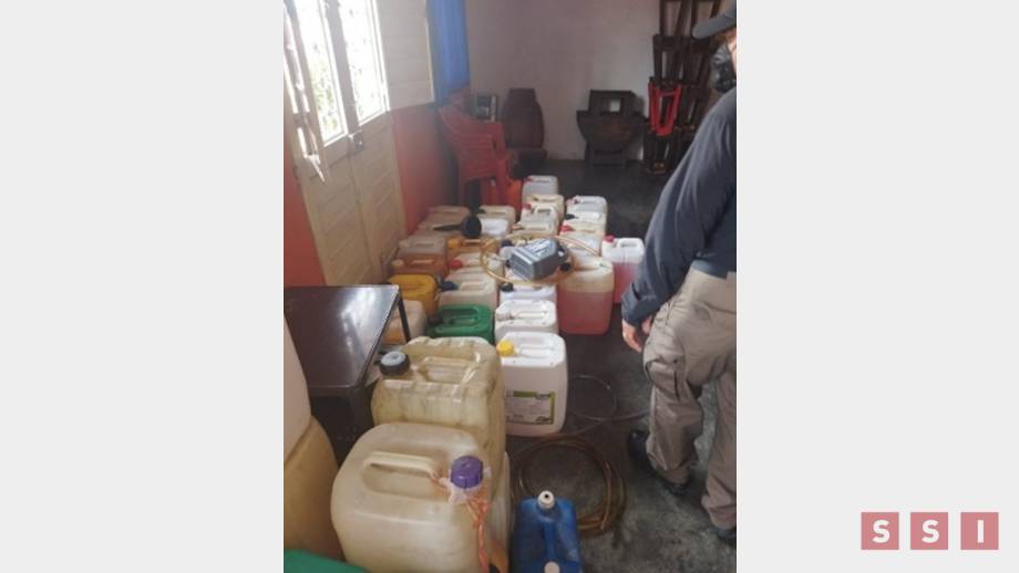 Aseguran más de 500 litros de hidrocarburo en una vivienda de Berriozábal - Susana Solis Informa