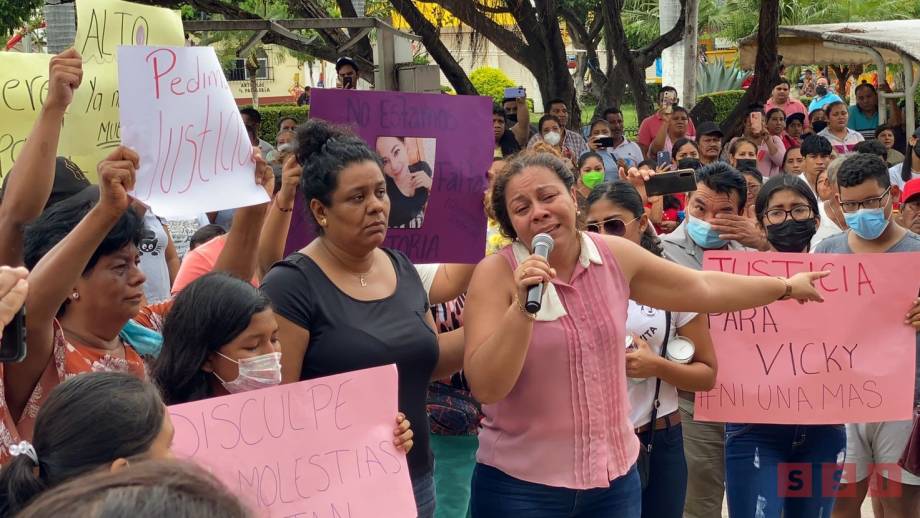 Piden justicia por feminicidio de Victoria en Tonalá; ayer fue sepultada - Susana Solis Informa