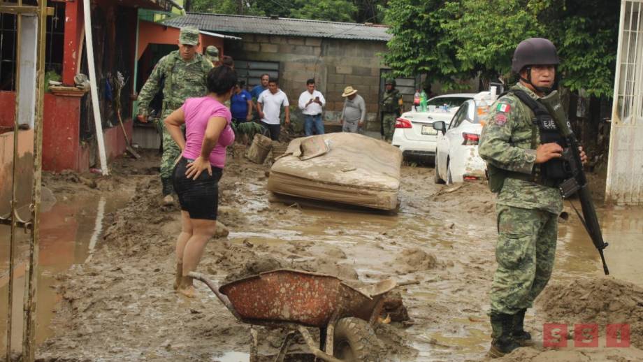 Más de mil 200 viviendas y 600 comercios afectados por lluvias en Pichucalco - Susana Solis Informa