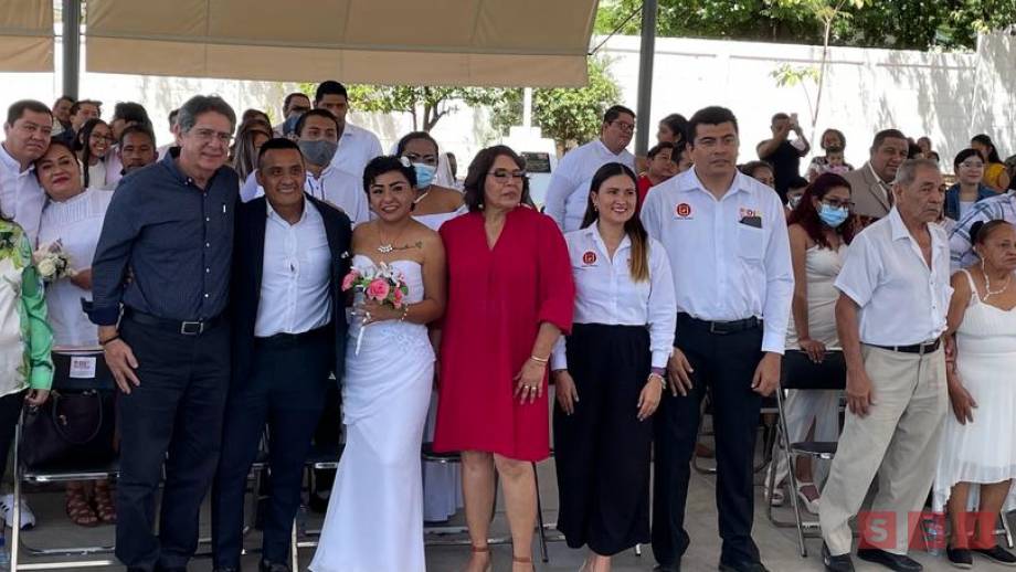 Fueron 61 parejas que contrajeron matrimonio