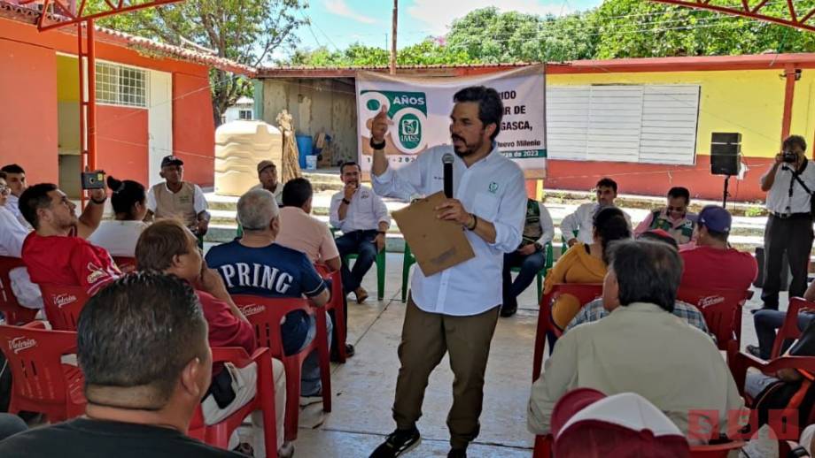 Supervisa Zoé Robledo trabajos de remodelación en Unidad Médica Rural en Pijijiapan - Susana Solis Informa