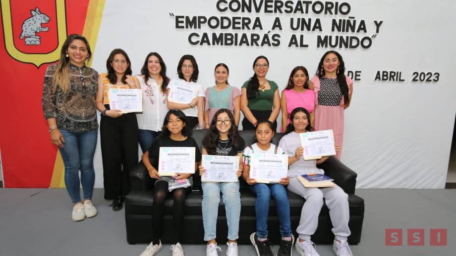 Organiza ayuntamiento conversatorio “Empodera a una niña y cambiarás el mundo” - Susana Solis Informa