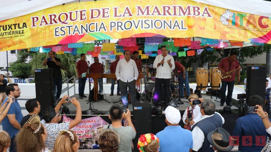 Carlos Morales da inicio a las tardes de marimba en el Parque Central - Susana Solis Informa