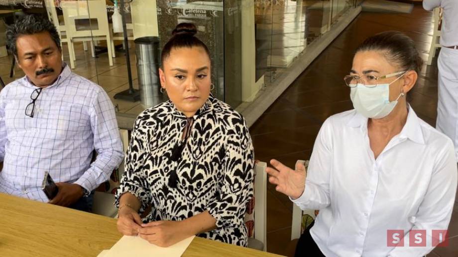 DESPIDE titular de Transporte en Chiapas Aquiles Espinosa  a dos trabajadores por no coincidir con su ideología política Susana Solis Informa