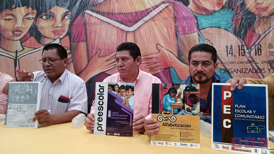 Maestros federales trabajarán con libros alternos en Chiapas - Susana Solis Informa