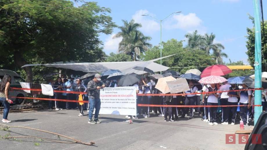 DOS días de bloqueo de estudiantes de Enfermería por falta de espacios para prácticas - Susana Solis Informa