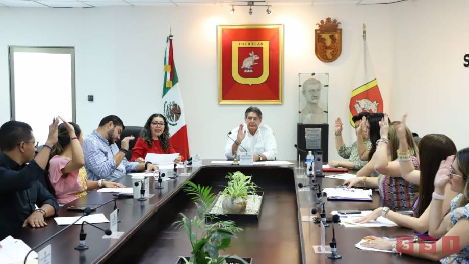 Aprueba cabildo diferentes proyectos, recursos y dictámenes en beneficio de la ciudadanía Susana Solis Informa