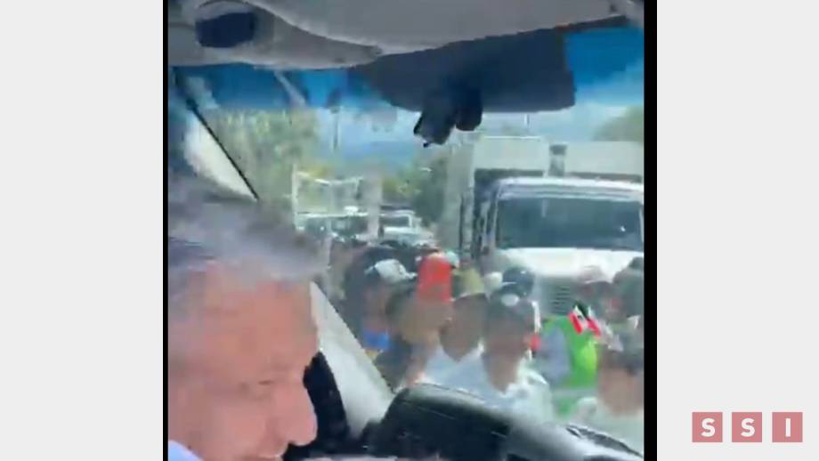 RETIENEN al presidente AMLO en oficina de FONATUR en Palenque Susana Solis Informa