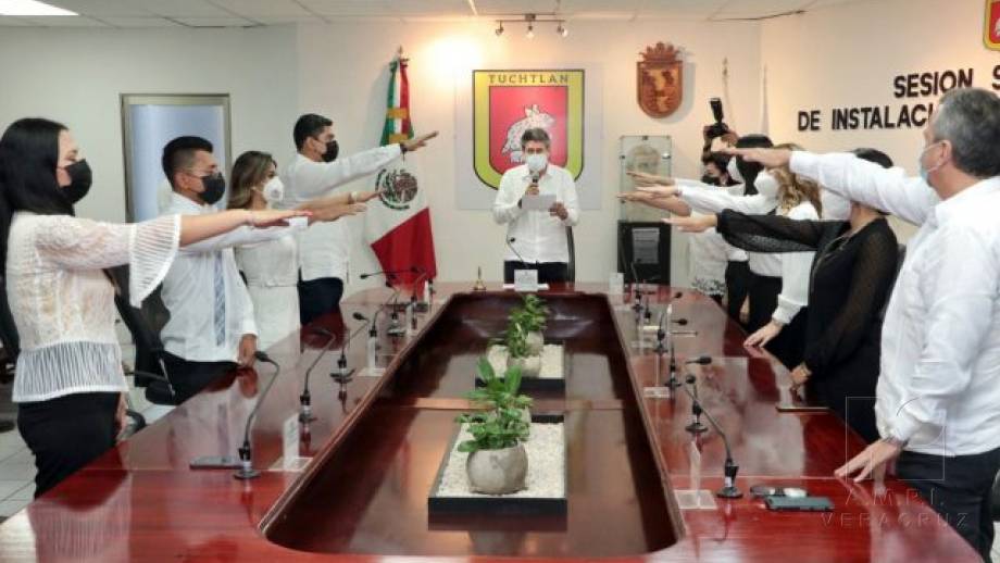 Integrantes del Cabildo integrado por la síndico y regidores por el principio de Mayoría Relativa y Representación Proporcional