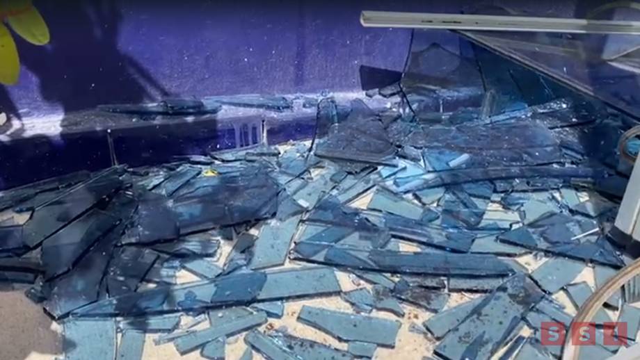 VANDALIZAN comandancia de la policía en Chiapas; hay cuatro lesionados - Susana Solis Informa