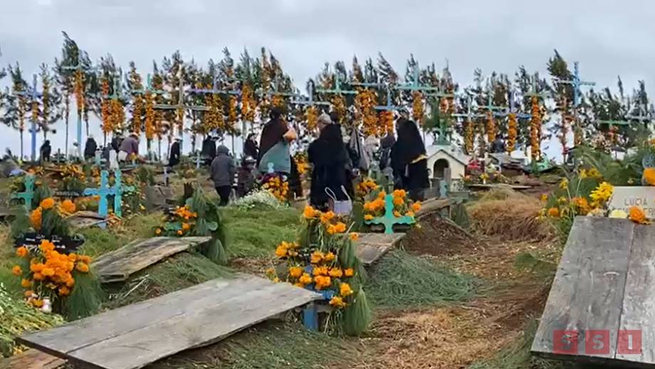 Tradición y colorido en el Día de Muertos en Chamula Susana Solis Informa
