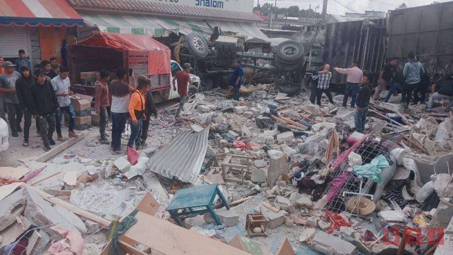 SE QUEDA tráiler sin frenos en tramo Betania- San Cristóbal - Susana Solis Informa