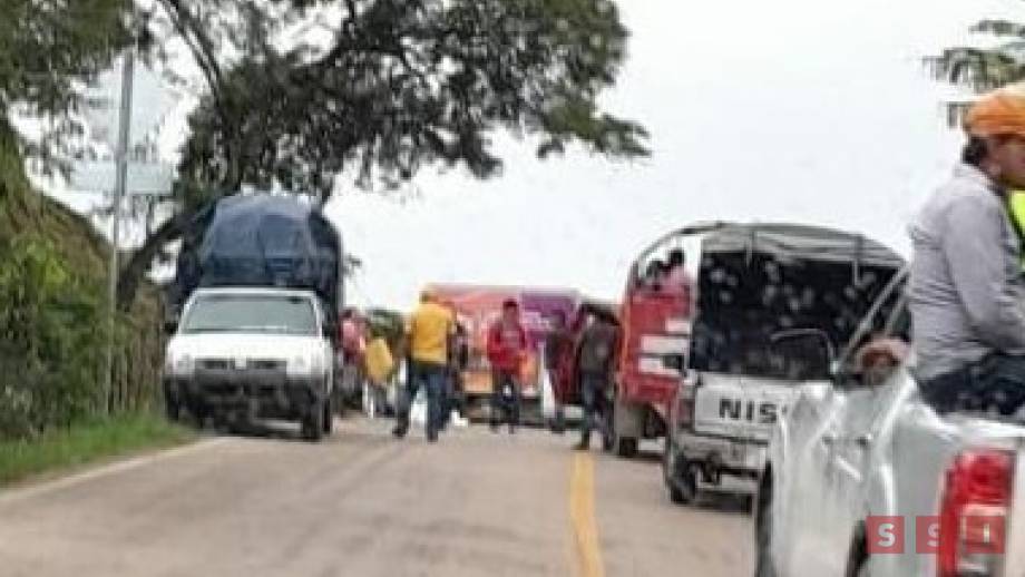 CIERRAN carretera en Ocosingo por alcalde que incumplió con obras - Susana Solis Informa