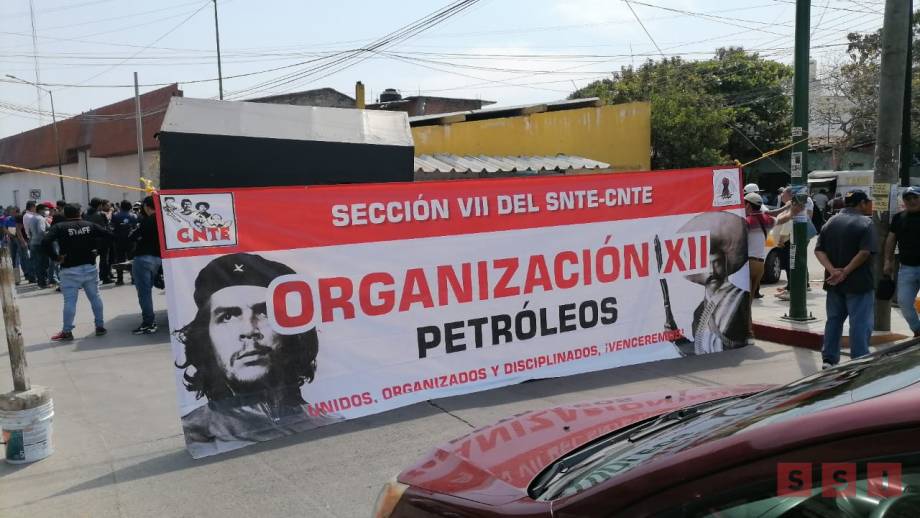 MAESTROS de la CNTE protestan por falta de solución a sus demandas Susana Solis Informa