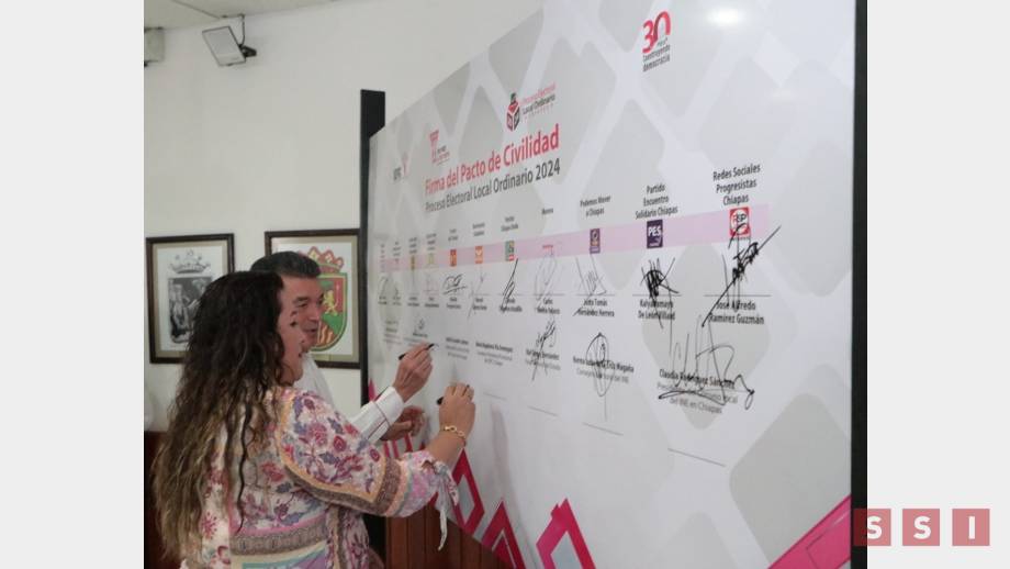 Ante titulares de los tres poderes, firman el pacto once partidos políticos.