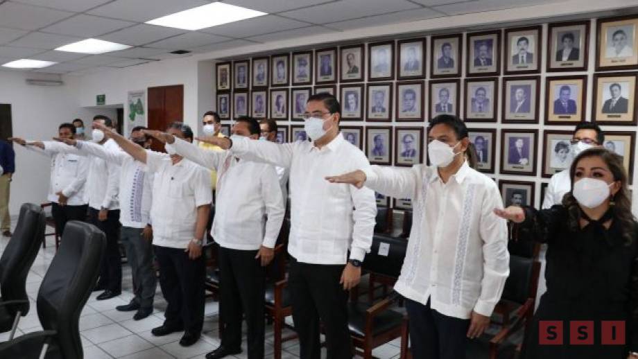 Toma protesta Carlos Morales a secretarios que integrarán la administración 2021-2024 - Susana Solis Informa