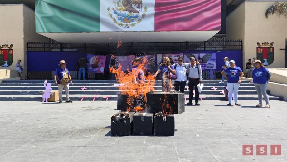 MARCHAN madres víctimas de feminicidio Susana Solis Informa